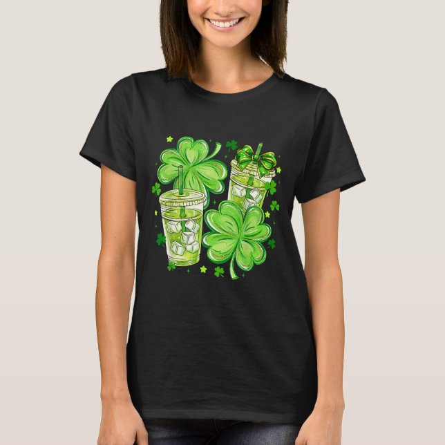 Tur och koffein St. Patricks dag shamrock T Shirt (Framsida)