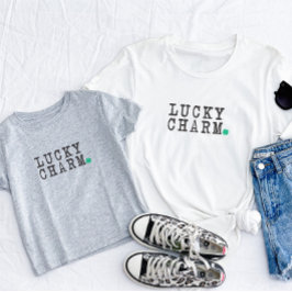 Turcharmen St. Patricks Day Turcharmad Luckig Klöv T Shirt