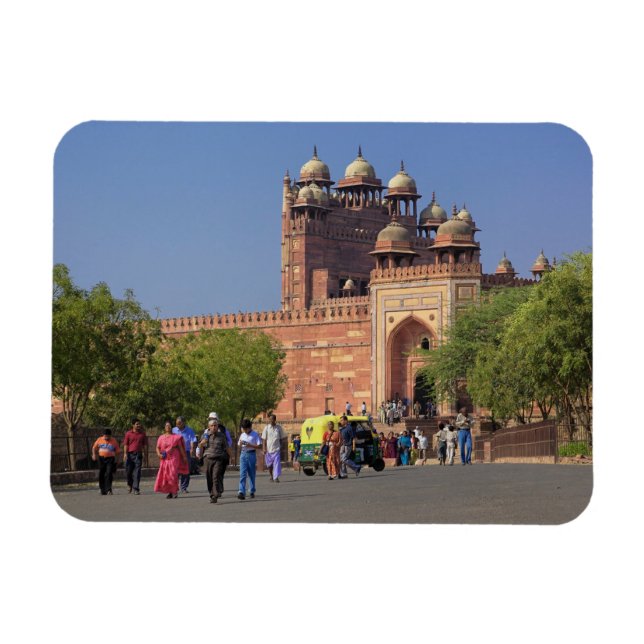 Turister framför Fatehpur Sikri, i Magnet (Horisontell)