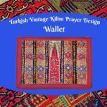 Turkiska Vintagen Kilim Prayer Matta Design<br><div class="desc">Denna ljusa,  färgstarka stamdesign tas från en originalhandvävd och tidlös vintage kilim prayer matta. Kilimen vävdes i Turkiet med hjälp av vegetabiliska färgämnen och handspun-ull. Färg är vibrerande blues,  mörkens marinblått,  rosa ,  orange och benvit. Den unika designen fungerar utmärkt på den här plånboken.</div>