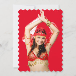 Turkiska zigenardansking i Bright Red Costume