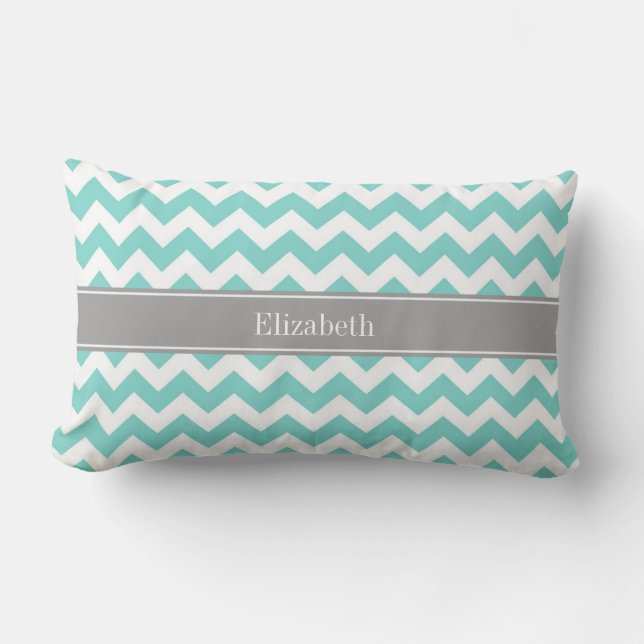 Turkos / Aqua Vit Chevron Grå Namn Monogram Lumbarkudde (Framsida)