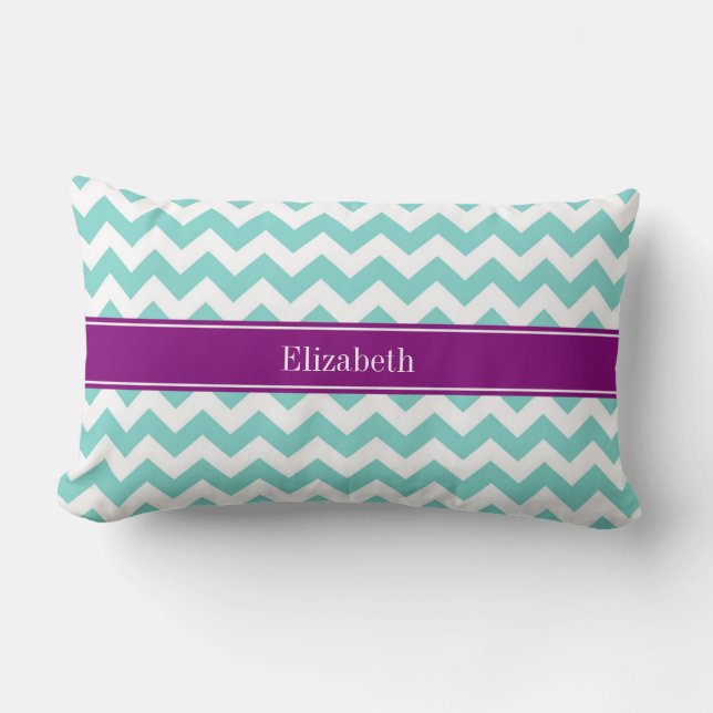 Turkos / Aqua Vit Chevron Lila Namn Monogram Lumbarkudde (Framsida)