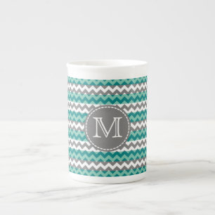 Turkos och Grått Chevron Zigzag Monogram Benporslin Mugg