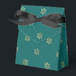 Turkos och guld blommig gittermönster presentaskar<br><div class="desc">Antik presentask med inslag av turkos och guld.</div>