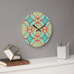 Turkos Orange Lime Green Hip Ornate Art Motif Stor Klocka<br><div class="desc">Vackrik contemporary orange, levande kalkgrönt och levande akvakturkos blått färgad Bohemian mosaic mönster. Utformning av ornate, elegant och funky hipster för den konstnärliga designern i insida, Artsy mode diva, den populära höftledningens trendsättare, vintagens mod retro, modernt, nybörjare deco art stil eller finare grafisk digital geometrisk motiv abstrakt. Tillgänglig på originalprodukter...</div>