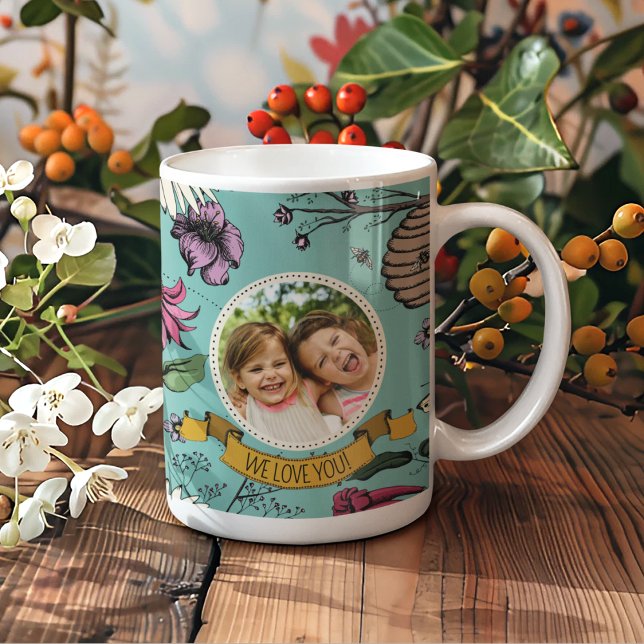 Turkos Vi Kärlek You Kids Photo & Namn Queen Bee Kaffemugg (Create Your Own Mother's Day Keepsake Mug by Uploading a Photo & with Mom's Name & Custom Message)