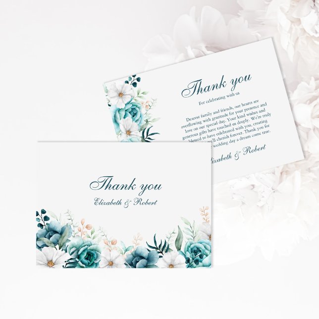 Turkos Vildblomma Bröllop Tacksamhetskort Tack Kort (Teal and Off-White Wildflowers Wedding Thank You Card on a white floral background.)