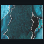 Turkosblå och silverfärgad falsk glitteragate presentpapper<br><div class="desc">Detta eleganta och glamourösa ins wrappingpapper är mångsidigt och kan användas för att ge presenter eller för konst- och hantverksprojekt. Det är idealiskt för alla tillfällen som födelsedagar, bröllop, bröllopsdusch, baby shower, årsdagar eller allmänna presenter. Det har turkosblå marmorerad agate på en gammal turkosblå bakgrund. De falska silverglittrande accenterna och...</div>