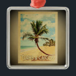 Turks Caicos Vintage resor Ornament Handflatan Trä<br><div class="desc">En coola vintage stil Turks Caicos-prydnadsämne med handflatan träd på en sandstrand med blå himmel och hav.</div>