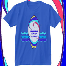 Turks och Caicos Surfboard Ride the Vågar T-Shirt