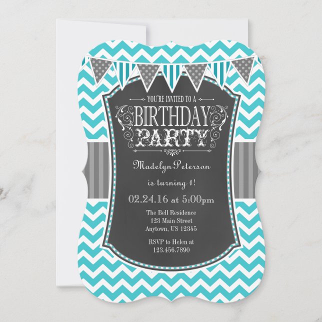 Turkvoise Teal Chalkboard Chevron Birthday Inbjuda Inbjudningar (Framsida)
