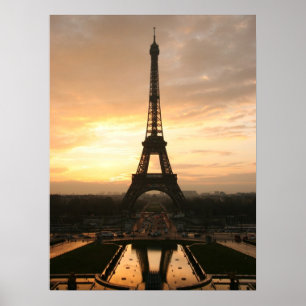 Turnera eiffel på soluppgången från trocaderoen poster