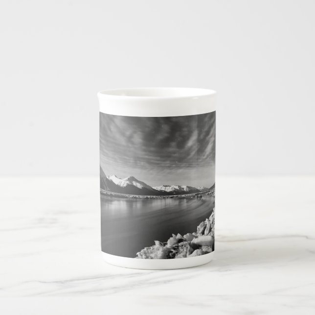 Turnre Arm Moonlight Benporslin Mugg (Framsidan)