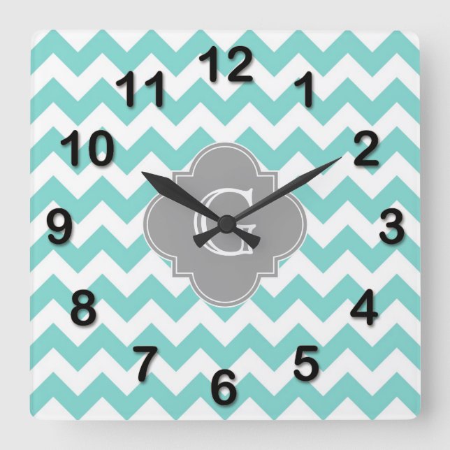 Turq/Aqua White Chevron Grått Quatrefoil Monogram Fyrkantig Klocka (Framsida)