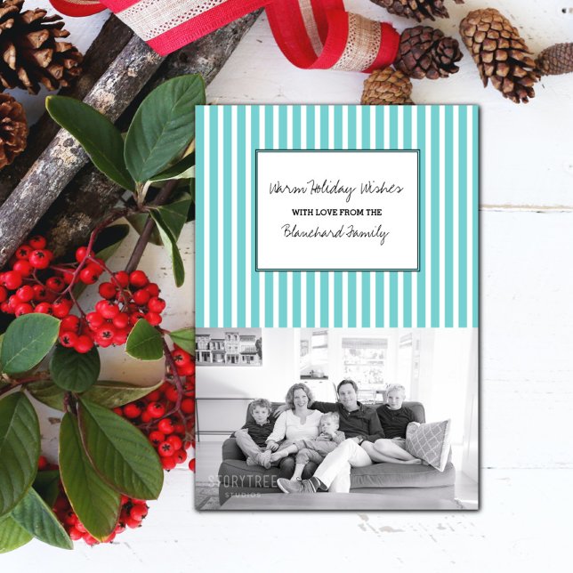 Turquise Lodrät Festive Rand Helgdag Photo Inbjudningar (Turquoise Festive Stripes Holiday Photo Card)