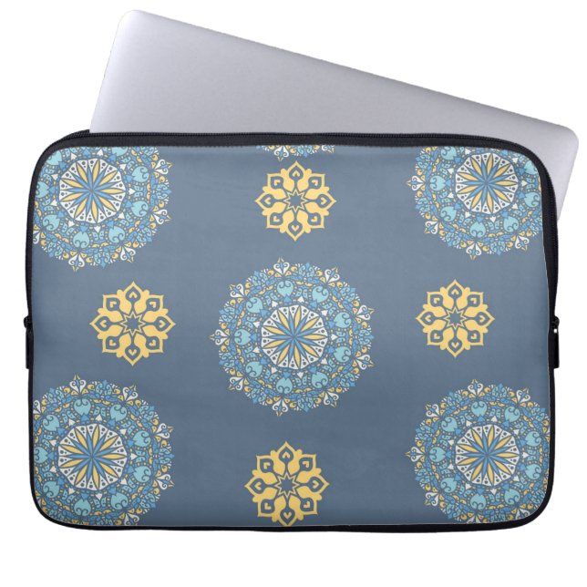 Turquise, Teal Blue och Gult Mandala Art Patte Laptop Fodral (Framsidan)