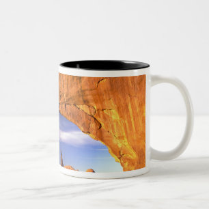 Turret Arch, Arches National Park, Utah, USA Två-Tonad Mugg