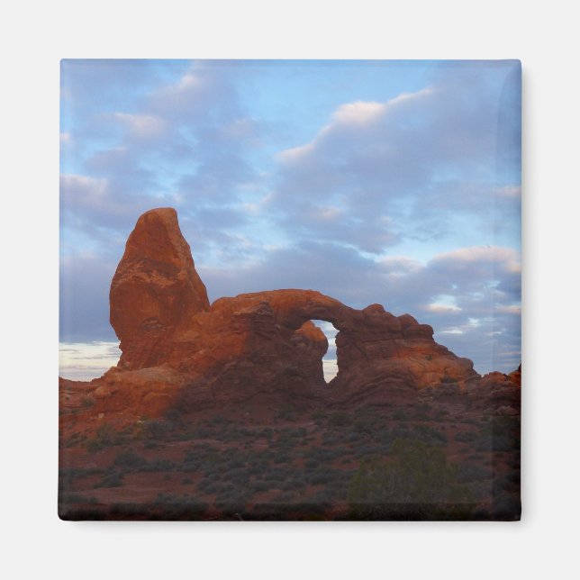 Turret Arch vid Sunrise i Arches nationalpark Magnet (Framsidan)