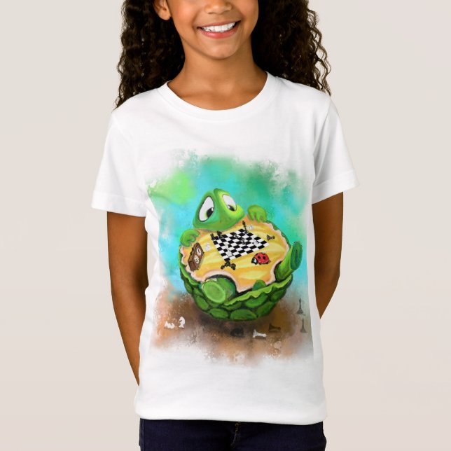 Turtle and Ladybug Play Chess - Tecknad Teckning T Shirt (Framsida)
