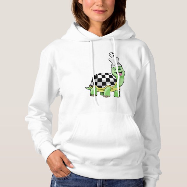 Turtle at Chess with Chess board & Kung T Shirt (Framsida)