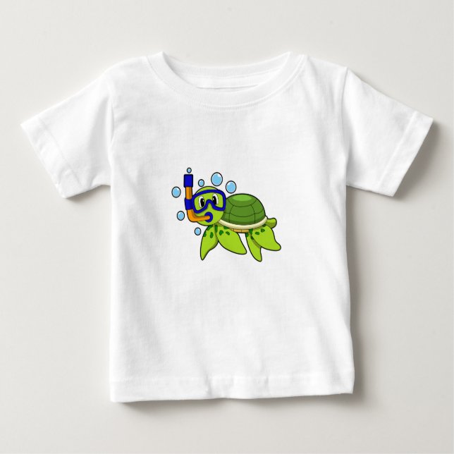 Turtle at Diving with Snorkel T Shirt (Framsida)