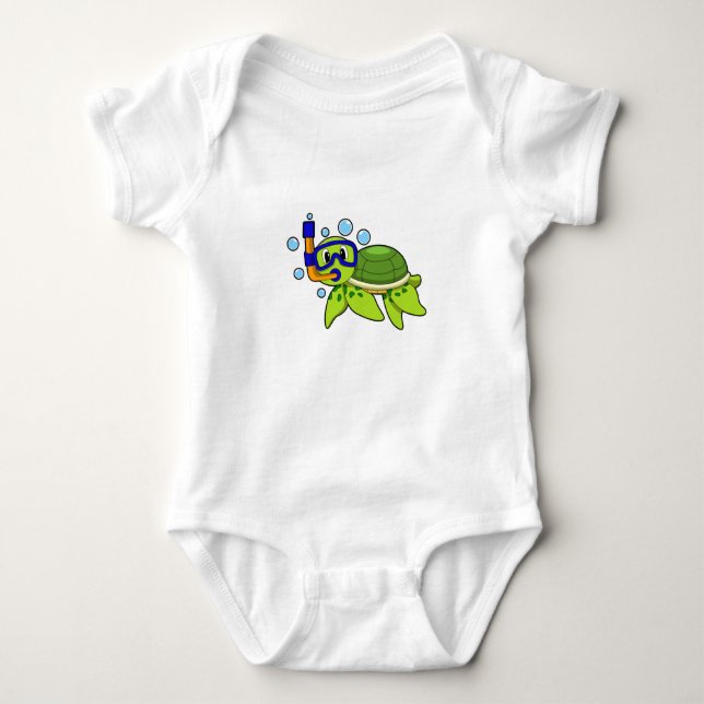 Turtle at Diving with Snorkel T Shirt (Framsida)