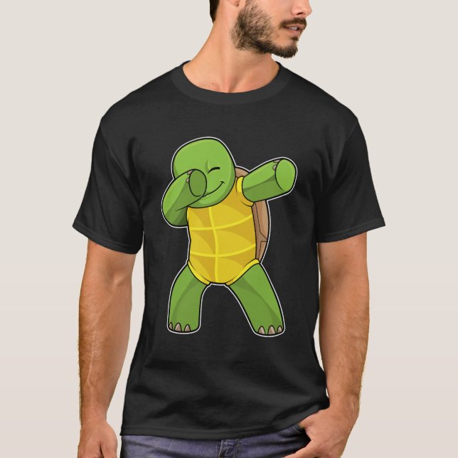 Turtle at Hip hop Dance Dab T Shirt (Framsida)