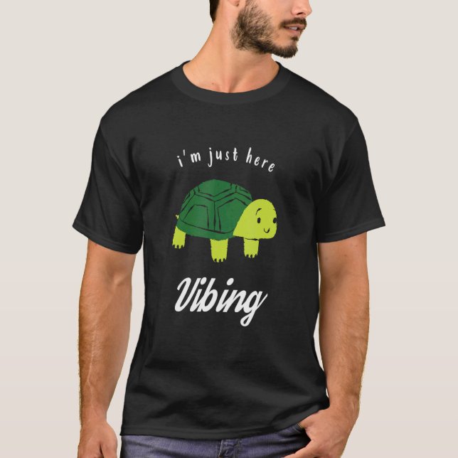 Turtle bara viftar bara en vinklad trutle t shirt (Framsida)