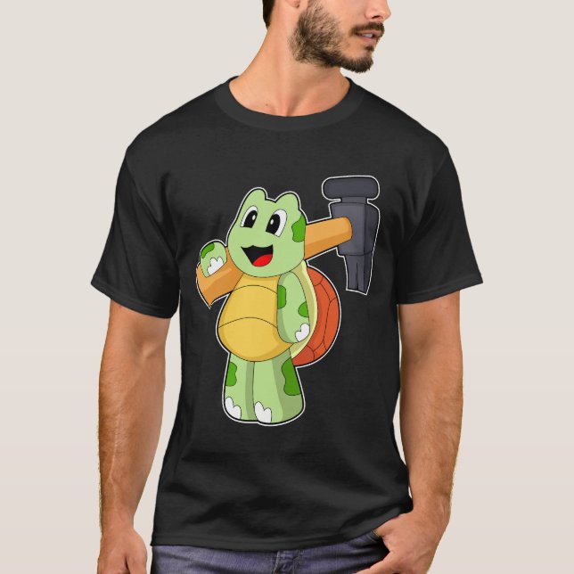 Turtle Handyman Hammer T Shirt (Framsida)