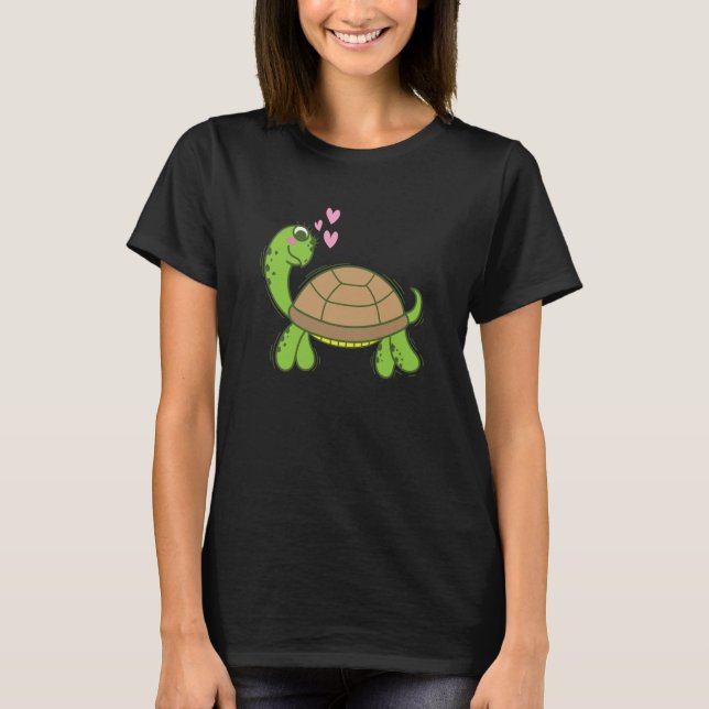 Turtle is in Love Reptile Water T Shirt (Framsida)