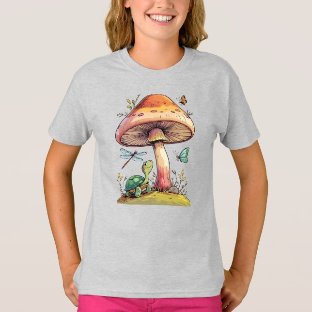 Turtle On A Hill T Shirt (Framsida)