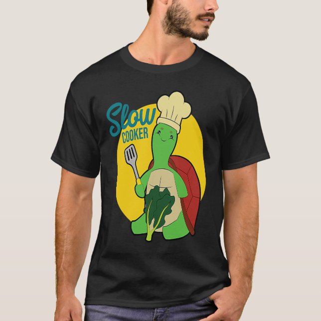 Turtle Slow Cooker Chef Turtle T Shirt (Framsida)