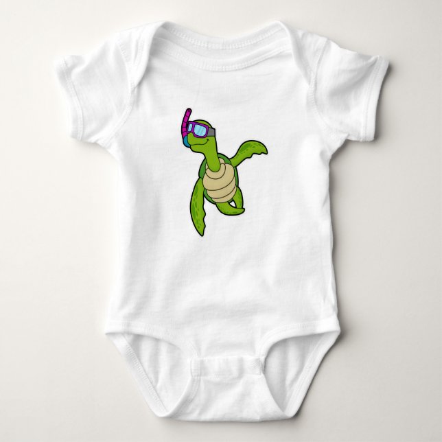 Turtle vid Swimming med Snorkel T Shirt (Framsida)