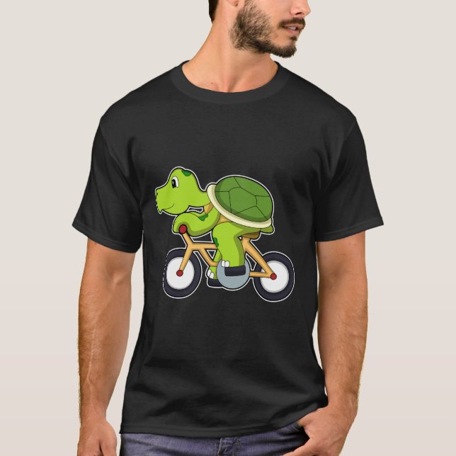 Turtle with Bicycle.PNG T Shirt (Framsida)