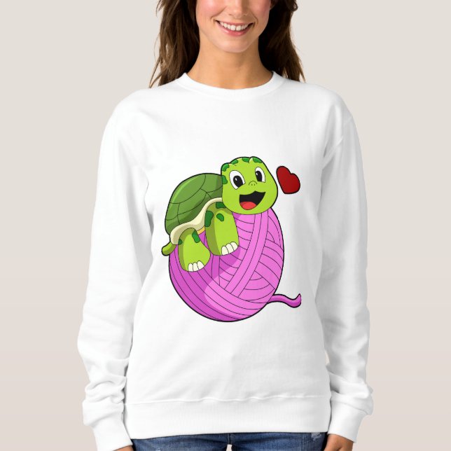 Turtle with Boll of Wool T Shirt (Framsida)