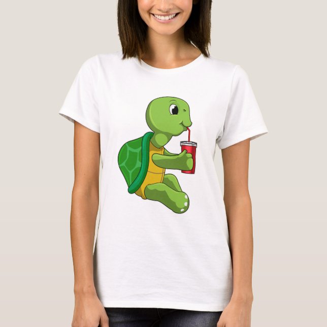 Turtle with Drinking mugg with Straw T Shirt (Framsida)