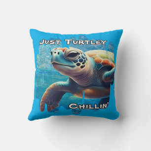 Turtley Chillin'Sea Turtle Close Peacval Vibe Kudde