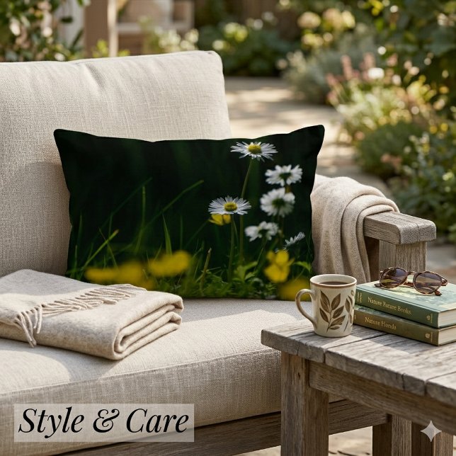 Tusenskönedröm: Vacker blomsterrik natur Prydnadskudde (Daisy Dream Beautiful Floral Nature Accent Pillow)