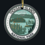 Tusentals öars nationalpark Canada Badge Julgransprydnad Keramik<br><div class="desc">Tusentals öars nationalparksvektorkonst. Parken är belägen på 1 000 öars Parkway i Thousandöarnas region i Saint Lawrence River.</div>