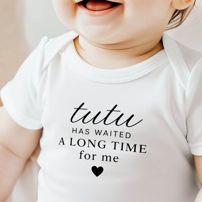 Tutu Has Waited Baby Bodysuit Gåva T Shirt (Skapare uppladdad)