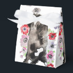 Tuxedo Cat Black White Cats Birthday Presentaskar<br><div class="desc">Tuxedo Cat Black White Cats-design. En strålande produkt som är gjord av mina ursprungliga vattenfärgade färger.</div>