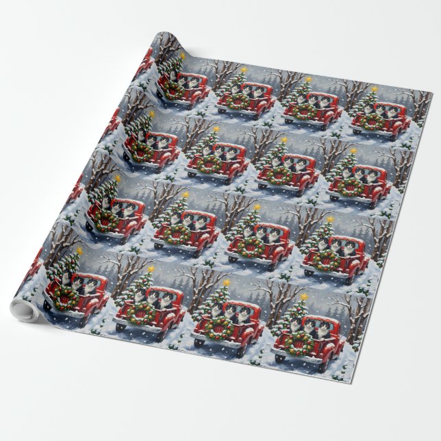 Tuxedo Cat Christmas Red Truck Holiday Presentpapper (Utrullad)