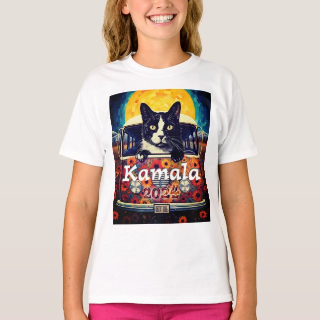 Tuxedo Cat for Kamala T-Shirt (Framsida)