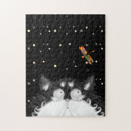 Tuxedo Cat överraskad av Dragonfly Pussel