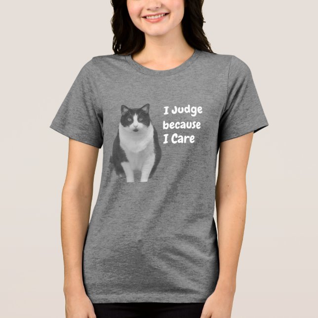 Tuxedo katt jag dömer t shirt (Framsida)