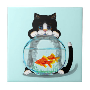 Tuxedo-katt med fiskpanel kakelplatta