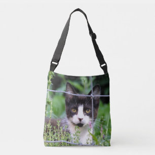Tuxedo Kitten i Garden Crossbody Bag Axelväska