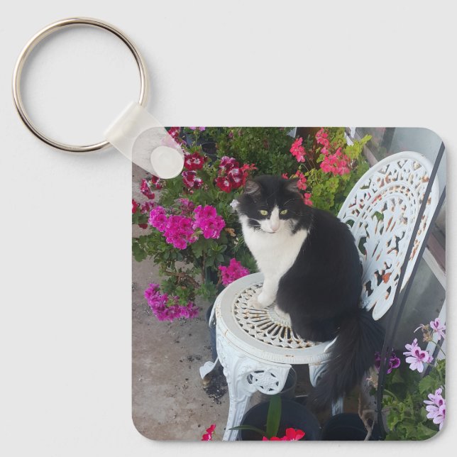 Tuxedokatt Maroon Mörk Rosa Katter och Blommor Nyckelring (Framsida)
