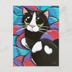 Tuxedokatt som vilar på schalar Konst Kort
